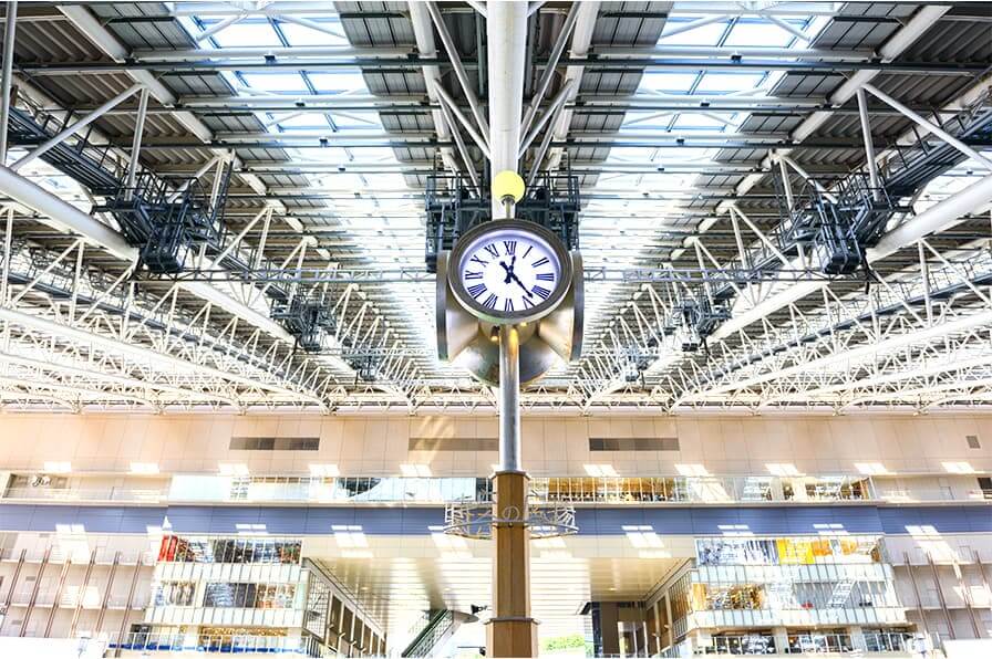 JR大阪駅 時空（とき）の広場